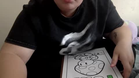 makemesquirt06 online show from September 17, 2025, 8:43 pm