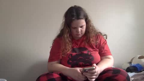 makemesquirt06 online show from October 26, 2025, 8:15 pm