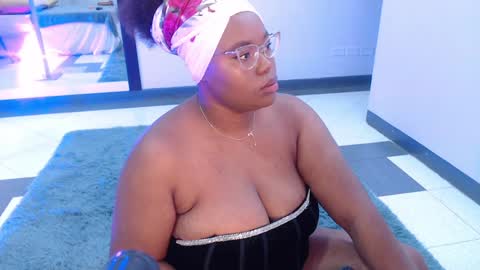 Snapshot of makena_gh chatting on January 20, 2025, 3:48 am makena online show from January 20, 2025, 3:48 am