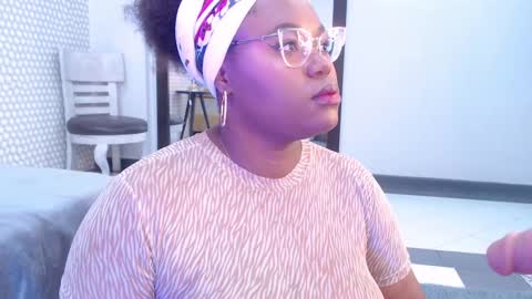 Snapshot of makena_gh chatting on February 10, 2025, 3:03 am makena online show from February 10, 2025, 3:03 am