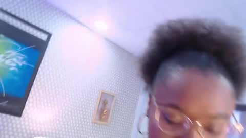 Snapshot of makena_gh chatting on February 16, 2025, 6:10 am makena online show from February 16, 2025, 6:10 am