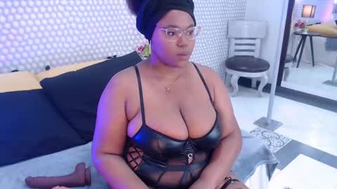 Snapshot of makena_gh chatting on February 18, 2025, 3:42 am makena online show from February 18, 2025, 3:42 am