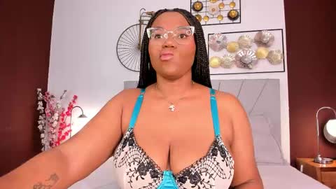 Snapshot of makena_gh chatting on October 2, 2025, 3:57 am makena online show from October 2, 2025, 3:57 am