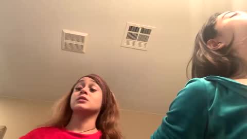 Snapshot of makeouthilldani chatting on December 31, 2024, 12:00 am hokulani online show from December 31, 2024, 12:00 am