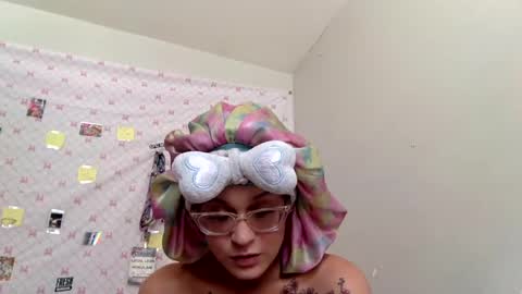 Snapshot of makeouthilldani chatting on July 20, 2026, 11:29 pm hokulani online show from July 20, 2026, 11:29 pm