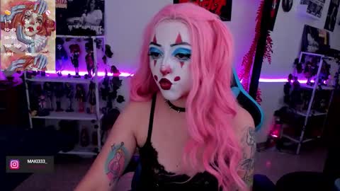 ...  ... online show from September 25, 2025, 10:13 pm