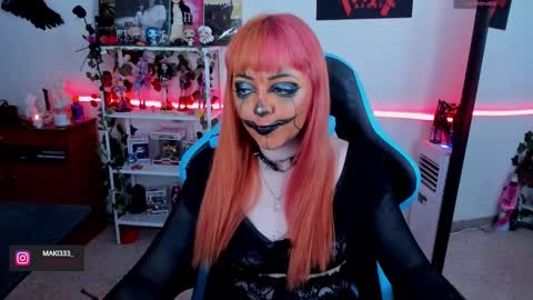 ...  ... online show from October 10, 2025, 9:36 pm