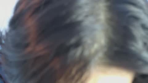 Maki online show from December 1, 2025, 7:41 pm