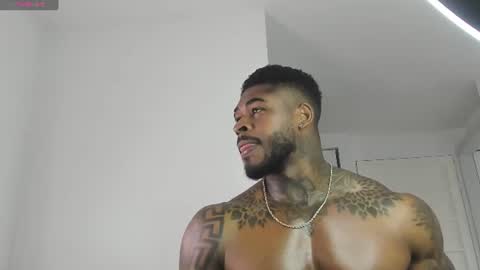 Snapshot of makonneen chatting on July 17, 2026, 9:30 pm Makonnen online show from July 17, 2026, 9:30 pm