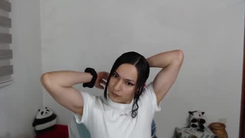 Snapshot of malasexychick chatting on October 4, 2025, 12:03 pm Mariapau online show from October 4, 2025, 12:03 pm