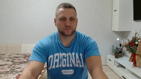 malchyshka online show from January 21, 2025, 4:37 pm