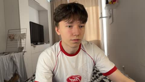 Snapshot of malcolm_yang chatting on October 17, 2025, 7:11 am Tom and Mark 3 online show from October 17, 2025, 7:11 am