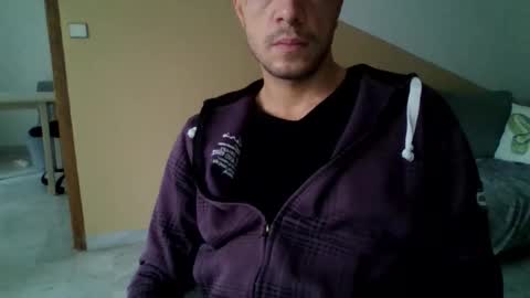 Boybi online show from November 15, 2025, 7:27 am