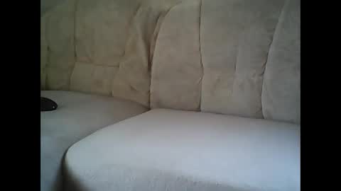 malehotdog online show from September 11, 2025, 9:53 am