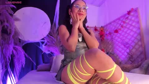 Snapshot of malejasaenz chatting on October 24, 2025, 1:07 pm Alejandra  Take domi control in 100 tkns 5 min. Dont miss my moans online show from October 24, 2025, 1:07 pm