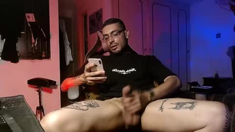 Snapshot of malek_xarx chatting on March 21, 2026, 5:01 am malek_xarx online show from March 21, 2026, 5:01 am