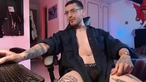Snapshot of malek_xarx chatting on March 21, 2026, 6:55 pm malek_xarx online show from March 21, 2026, 6:55 pm