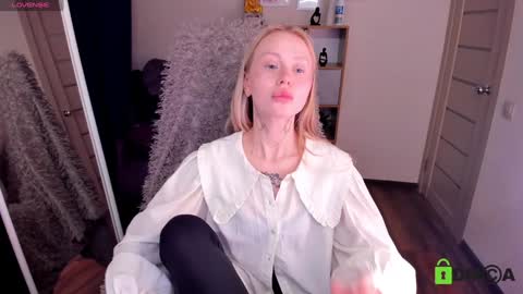 Malena online show from January 16, 2025, 1:25 pm