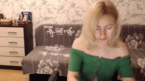 Malena online show from November 13, 2025, 6:34 am