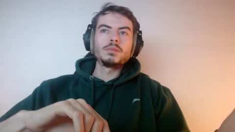 malenpc online show from November 4, 2025, 6:40 pm