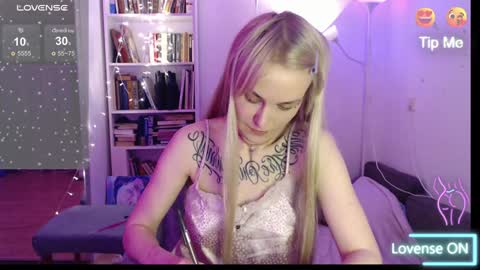 Mischelle online show from January 28, 2025, 11:17 pm