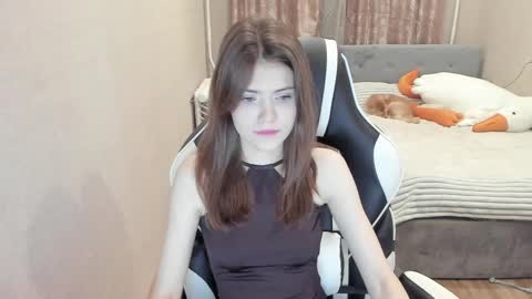 Malia online show from December 30, 2024, 12:22 am