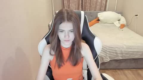 Malia online show from February 26, 2025, 2:15 am