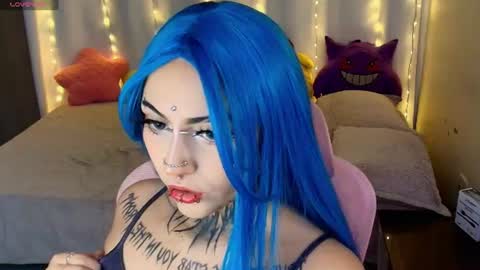 maliciaxpoison online show from June 11, 2026, 3:48 am