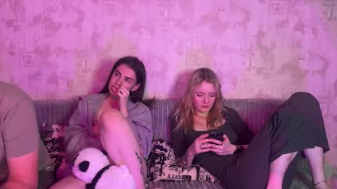 Snapshot of maliinka chatting on September 27, 2025, 6:24 pm Malinka online show from September 27, 2025, 6:24 pm