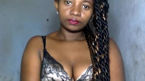 malinah01 online show from December 8, 2024, 4:14 am