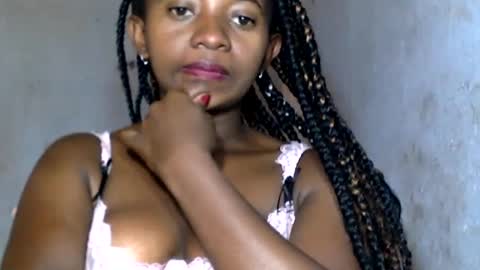 malinah01 online show from December 11, 2024, 8:04 am
