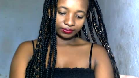 malinah01 online show from December 14, 2024, 1:59 pm