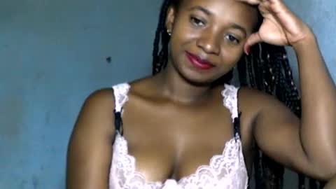 malinah01 online show from December 21, 2024, 2:15 pm