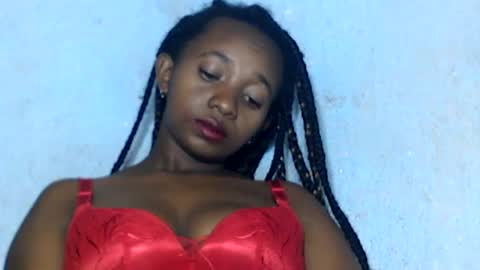 malinah01 online show from December 23, 2024, 8:55 am