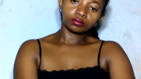 malinah01 online show from December 26, 2024, 6:54 pm