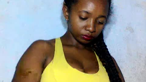 malinah01 online show from December 28, 2024, 8:37 am