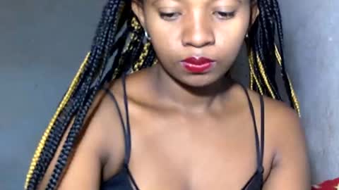 malinah01 online show from January 6, 2025, 3:53 am