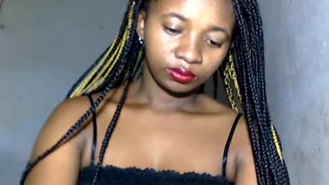 malinah01 online show from January 9, 2025, 4:08 am