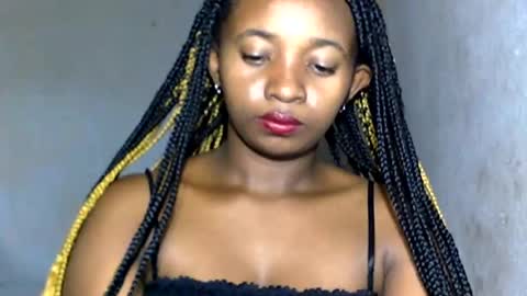 malinah01 online show from January 9, 2025, 1:45 pm