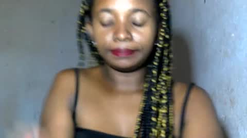 malinah01 online show from January 19, 2025, 9:44 am