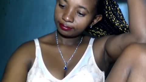 malinah01 online show from January 20, 2025, 4:01 pm