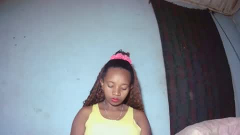 malinah01 online show from September 13, 2025, 4:12 am