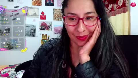 Snapshot of malishka_fox chatting on September 18, 2025, 3:30 am Malishka online show from September 18, 2025, 3:30 am