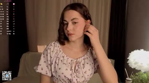 Snapshot of mallieangelini chatting on July 3, 2026, 4:19 am Mia online show from July 3, 2026, 4:19 am
