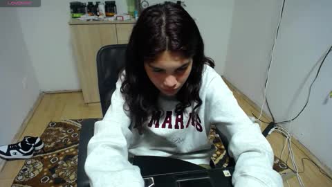 Snapshot of mallorymyers chatting on September 17, 2025, 7:04 pm mallorymyers online show from September 17, 2025, 7:04 pm