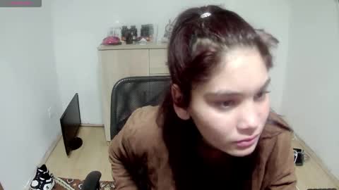 Snapshot of mallorymyers chatting on September 28, 2025, 5:51 pm mallorymyers online show from September 28, 2025, 5:51 pm