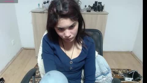 Snapshot of mallorymyers chatting on November 6, 2025, 9:05 pm mallorymyers online show from November 6, 2025, 9:05 pm