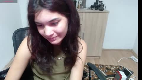 Snapshot of mallorymyers chatting on November 9, 2025, 7:12 pm mallorymyers online show from November 9, 2025, 7:12 pm