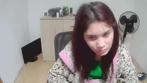 Snapshot of mallorymyersx chatting on October 26, 2025, 6:58 pm mallorymyersx online show from October 26, 2025, 6:58 pm