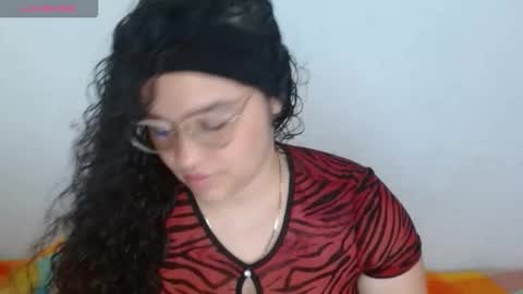 Snapshot of malorymorgantt chatting on March 14, 2026, 2:55 pm MI INSTAGRAM soy glory01 online show from March 14, 2026, 2:55 pm